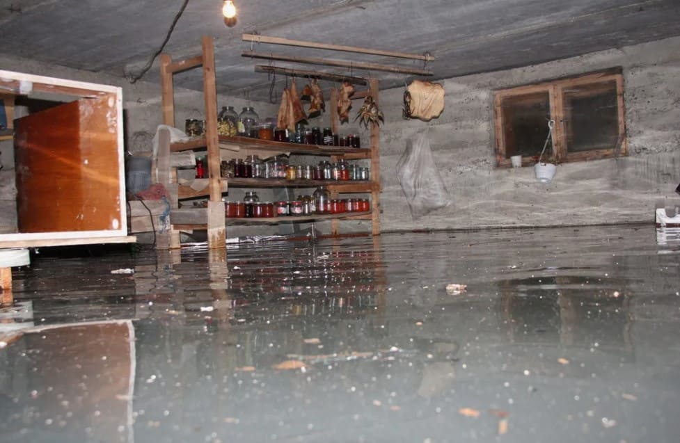 Откачка воды с пола